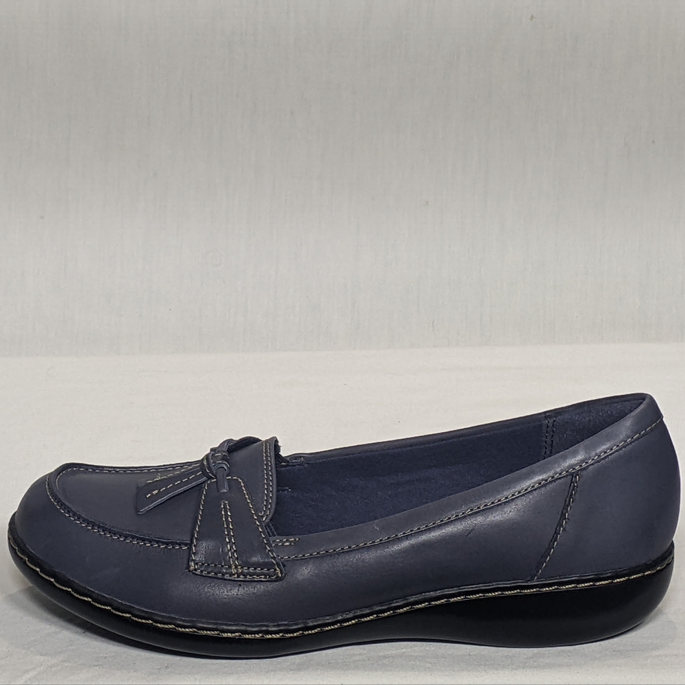 NEW Clarks Womens Ashland Leather Bubble Loafer Sz 10 blue